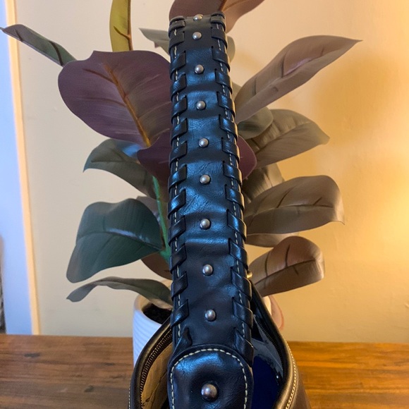 Trinity Ranch Black and Brown Leather Bag - Picture 6 of 7